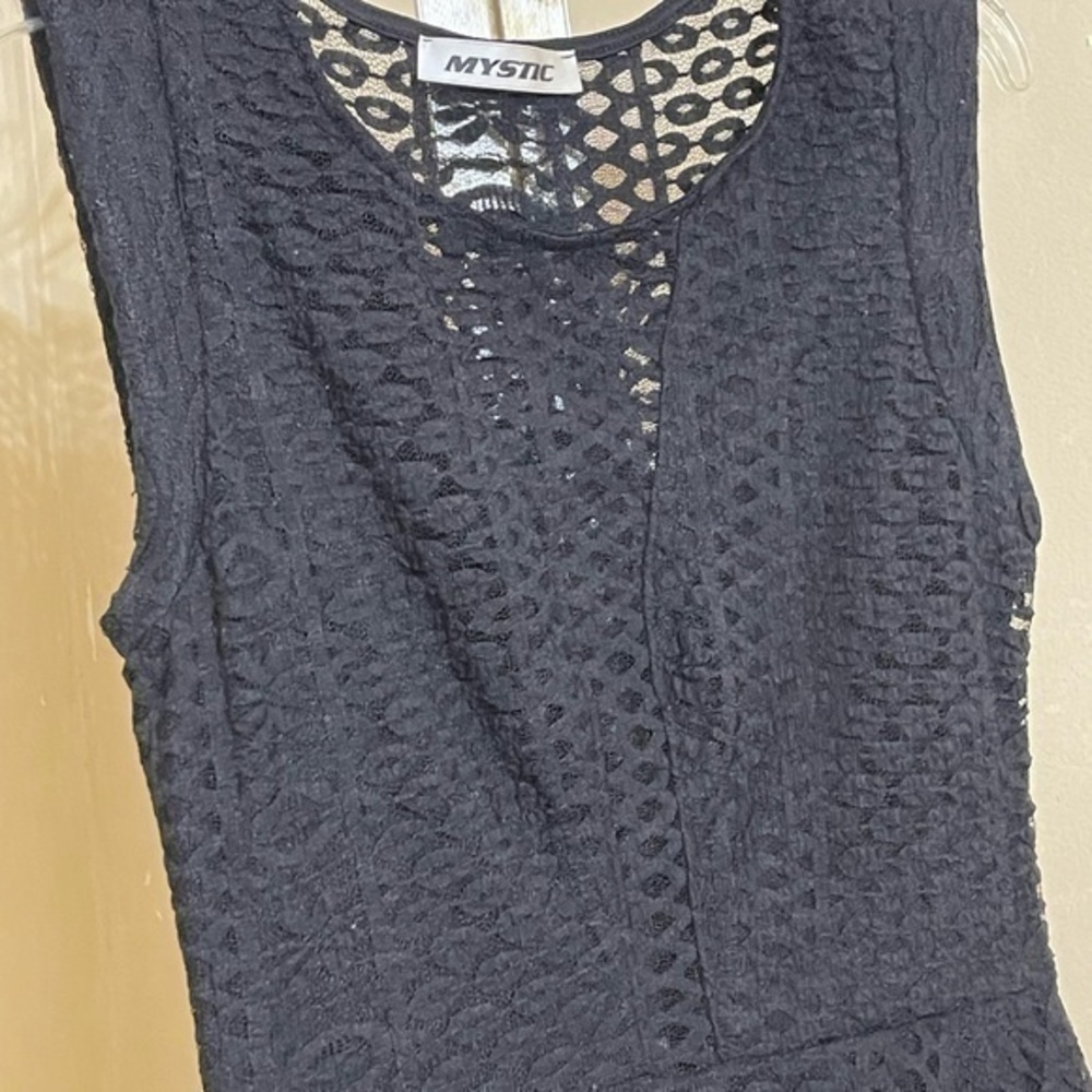 MYSTIC SLEEVELESS BLACK LACE DRESS - Picture 2 of 10